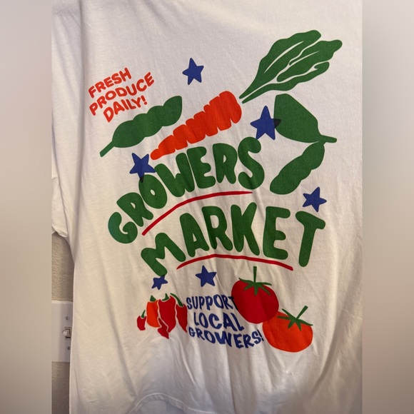 NWOT FARMERS MARKET TOP - Picture 2 of 4